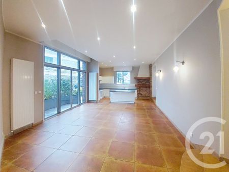 Appartement F3 À Louer 3 Pièces - 90,40 M - Photo 2