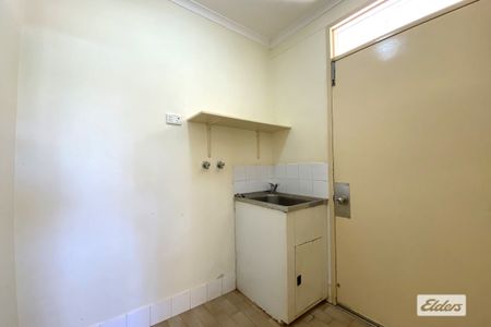 Solid brick home - 3 Bedrooms - Photo 4