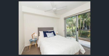 Great Outdoor Space - Near New - Great Balcony Space - Photo 5