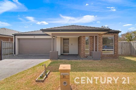 Family Home in Cranbourne - Photo 4