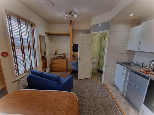 Richmond Road - Studio for 26/27 - Photo 1