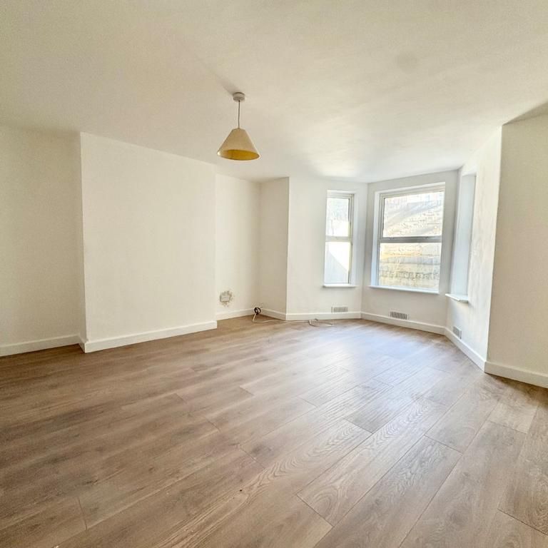 1 bedroom end of terrace house to rent - Photo 1