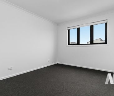 15 Noble Mews, Clyde North VIC 3978 - House For Rent | Domain - Photo 6