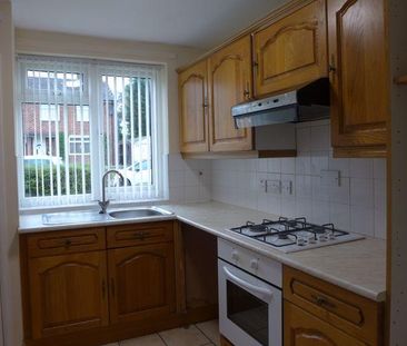 3 bedroom terraced house to rent - Photo 3
