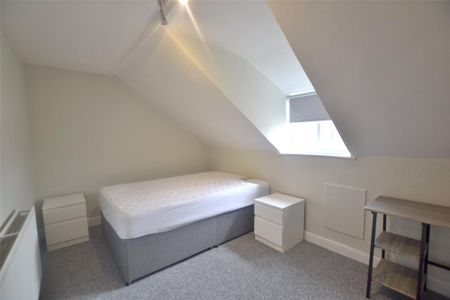 5 bedroom terraced house to rent - Photo 2