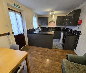 1 bedroom in a house share to rent - Photo 6
