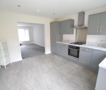 26 Atherton Square, Lurgan, BT66 8FJ - Photo 4