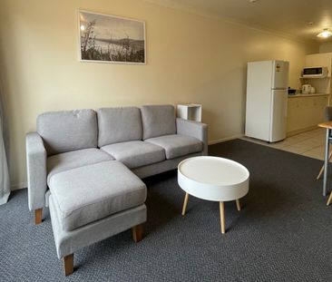 Fully furnished apartment in the CBD - Photo 3
