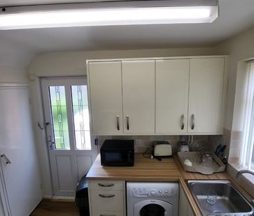 2 Bed Semi-Detached House, Town Street, LS10 - Photo 1