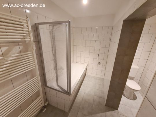 Freundliche 2-Zimmer-Wohnung mit Balkon und EBK in kernsaniertem Gründerzeithaus im Lutherviertel - Photo 1