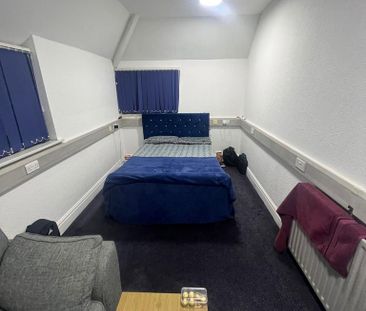1 bedroom semi-detached house to rent - Photo 2