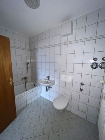 Helle und gerÃ¤umige 2 Raum Wohnung - Photo 3