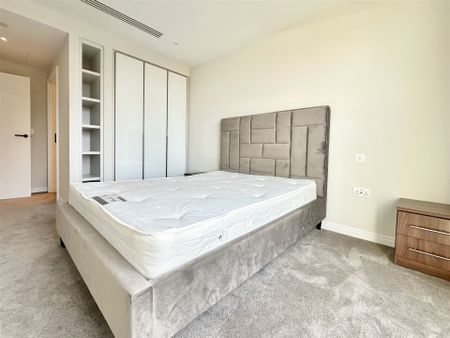 Sands End Lane, London - Photo 5