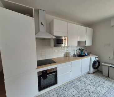 Location Appartement 1 pièce 12m² LILLE 59260 - Photo 5