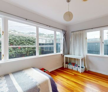 47 Freyberg Street, Lyall Bay - Photo 5