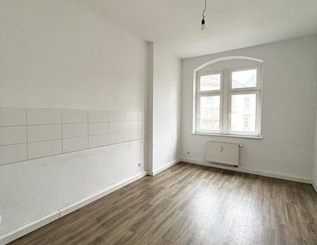 Großzügige 2-Raum-Wohnung in Dresden-Briesnitz! - Foto 1