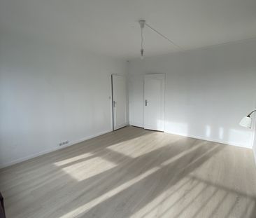 Location Appartement 3 pièces 81m² POITIERS 86000 - Photo 6
