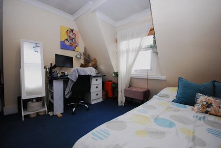 3 bedroom maisonette to rent - Photo 2