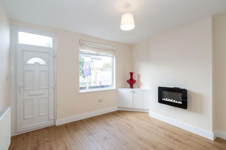 2 bedroom house to rent - Photo 2