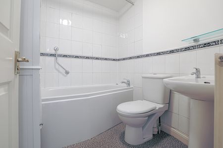 A wonderful opportunity to make some new memories! 3 bedroom cottage, Stamford - Photo 5