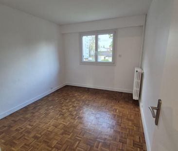 Location Appartement 3 pièces 56m² ST MAUR DES FOSSES 94210 - Photo 4