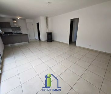 Location Maison 3 pièces 61m² PLAN DE CUQUES 13380 - Photo 2