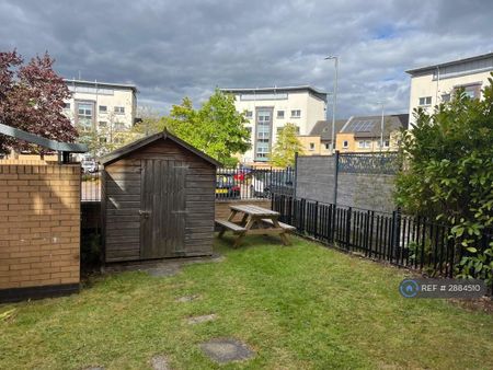 2 bedroom flat to rent - Photo 4
