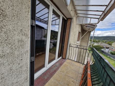 Location Appartement 3 pièces 94m² LES ROCHES DE CONDRIEU 38370 - Photo 4