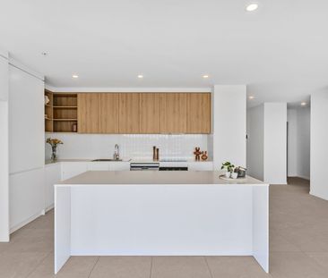 Brand New 3 Bedroom Apartment for Coastal Living - Photo 5