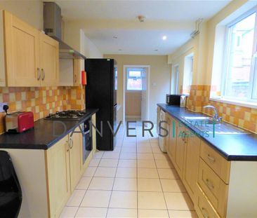 5 bedroom terraced house to rent - Photo 4