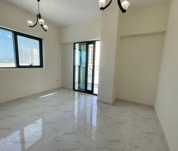 Semi Brand New \ - Photo 1