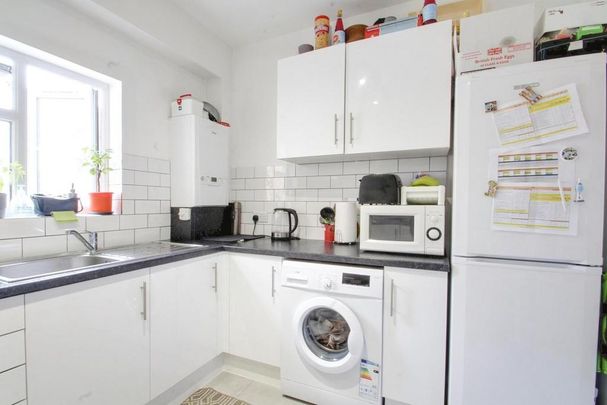 3 bedroom apartment to rent - Photo 1