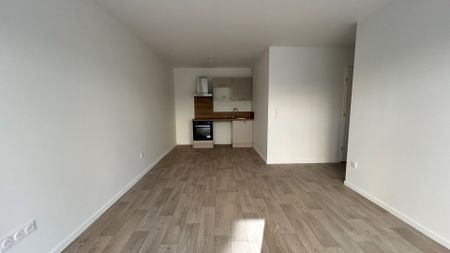 Location Appartement 2 pièces 46m² - Photo 2