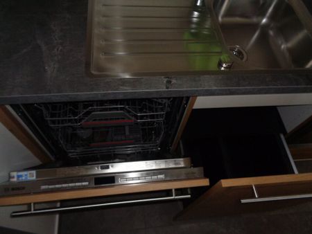 DG-Wohnung, 2 große Terrassen, Klimaanlage, große Wohnküche, Dan Küche, Zweitbezug, - Photo 5