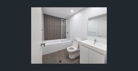 Modern 2-Bedroom, 2-Bathroom Apartment with Garden Views & Prime Convenience - Photo 5