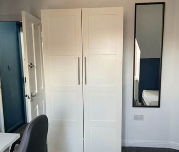 De Lacy Mount (room 5), Kirkstall, Leeds - Photo 6