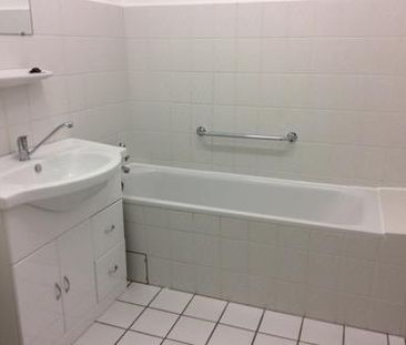 Schöne Wohnung sucht Mieter: günstige 2-Zimmer-Wohnung - Foto 1