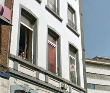Appartement te huur in Charleroi voor € 750 met 1 slaapkamer - Photo 3
