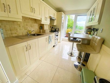 Castlecurragh Park, Mulhuddart, Dublin 15 - Photo 4