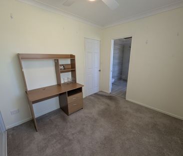 Includes- Water, Electricity, Internet & Yard Maintenance! - Photo 3