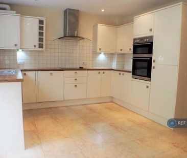 3 bedroom terraced house to rent - Photo 6