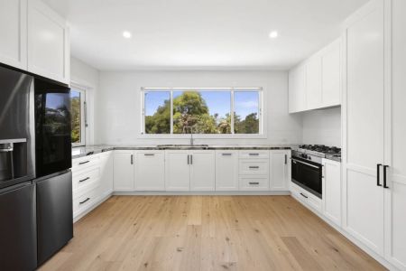 Thoughtfully Renovated Duplex in Leafy Davidson - Utilities Included - Photo 3