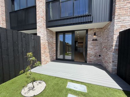 3 Bedrooms on Tirimoana Rd - Photo 2