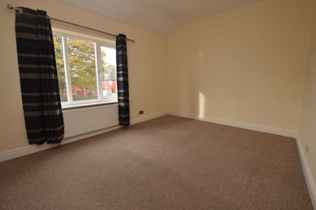 2 Bedroom End of Terrace - Photo 5