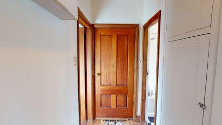 Roslyn - 1 bedroom with Catio - Photo 4