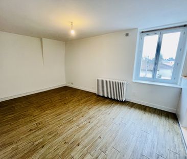 Location Appartement 3 pièces 60m² CHATELLERAULT 86100 - Photo 1