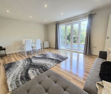 Halifax, Hipperholme - Photo 3