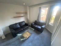 1 bed Apartment - To Let - Photo 4