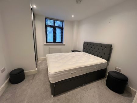 Sloane House, Aylesbury, New Street - Photo 4