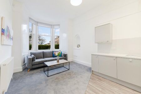 5 bedroom flat to rent - Photo 2